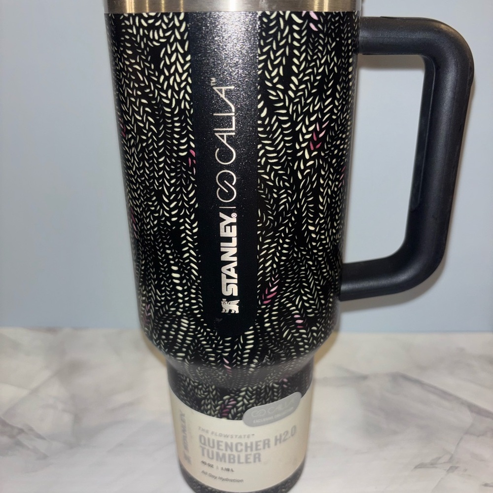 Stanley x Calia 40oz Quencher H2.0 Black Confetti Tumbler NWT